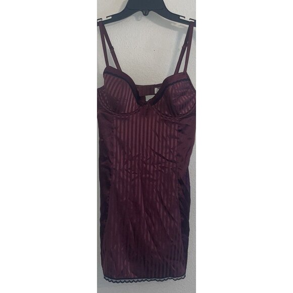 Jezebel 90675P Older Style Chemise Nightie Lingerie Satin Striped UW M Maroon - Picture 2 of 6